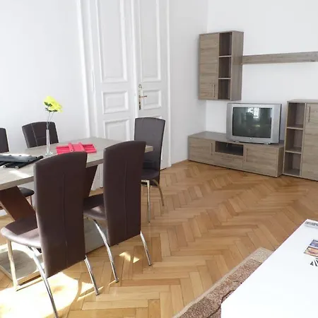 Hostal West Side